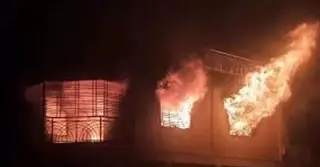 হাটহাজারীতে সাবেক এমপি আনিসুল ইসলামের বাড়িতে দুর্বৃত্তের আগুন-ভাঙচুর