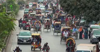 ব্যাঙের ছাতার মতো বাড়ছে অটোরিকশা: উৎপাদন বন্ধে নেই নজর, আমদানিতে ছাড়