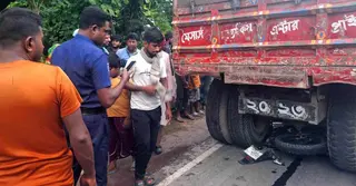 কুষ্টিয়ায় ট্রাক্টরের চাপায় মোটরসাইকেল আরোহীর মৃত্যু