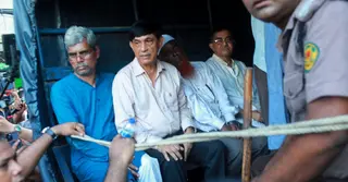 গুলিস্তানে জাসদ কার্যালয়ে অভিযান; আ.লীগ সন্দেহে অর্ধশতাধিক আটক