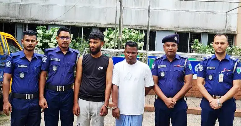 ছিনতাইয়ের ঘটনায় গ্রেপ্তার ২