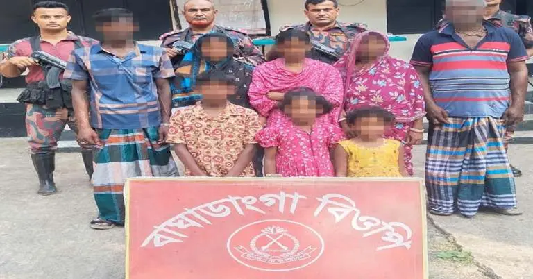 আটককৃতরা