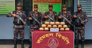 কুষ্টিয়ায় প্রায় ৬ কোটি টাকার অবৈধ জাল ও গাঁজা জব্দ