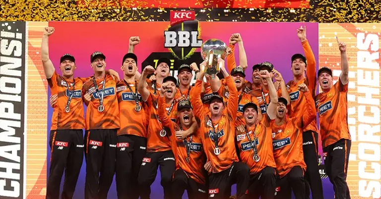 পার্থ স্কর্চারর্সের শিরোপা উদযাপন