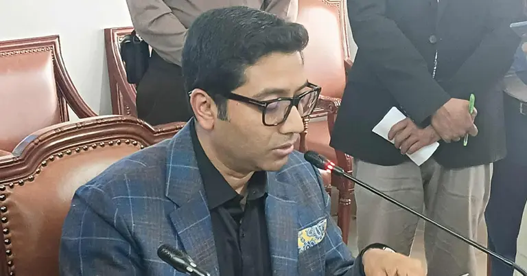 শিক্ষা প্রতিমন্ত্রী ববি হাজ্জাজ