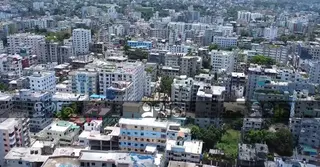 নকশা উপেক্ষা করে বহুতল ভবন নির্মাণ, ঝুঁকিতে বগুড়া শহর