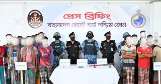 সুন্দরবনে ‘দয়াল ও বড় জাহাঙ্গীর বাহিনী’র কাছে জিম্মি ২১ জেলে উদ্ধার