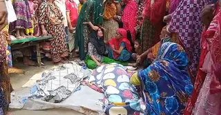 বকশীগঞ্জে বাসচাপায় বউ-শাশুড়ির মৃত্যু