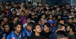 মধ্যরাতে ঢাবিতে বুয়েট শিক্ষার্থীদের বিক্ষোভ