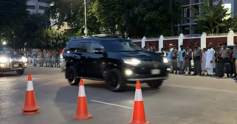 অতিথিরা যাচ্ছেন বঙ্গবভনে