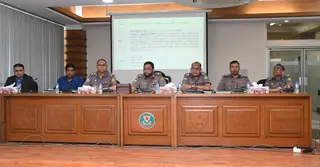 আইনশৃঙ্খলা রক্ষা ও অপরাধ প্রতিরোধে সর্বোচ্চ সজাগ থাকতে হবে: ডিএমপি কমিশনার