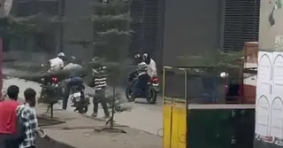 ডিএল ফিলিং স্টেশনে ১ কোটি ২১ লাখ টাকার ডাকাতি, গ্রেপ্তার ৩