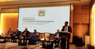 জাতীয় নির্বাচনের প্রস্তুতি নিয়ে কূটনীতিকদের সঙ্গে বৈঠক ইসির