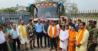 দেড় বছর পর ঢাকা-আগরতলা বাস চলাচল শুরু