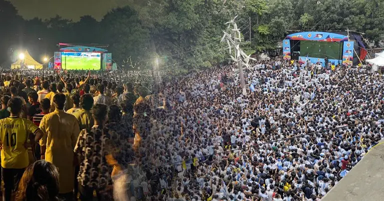 আজ রাতে ঢাকার যানজট আপডেট বিশ্বকাপ ফাইনাল