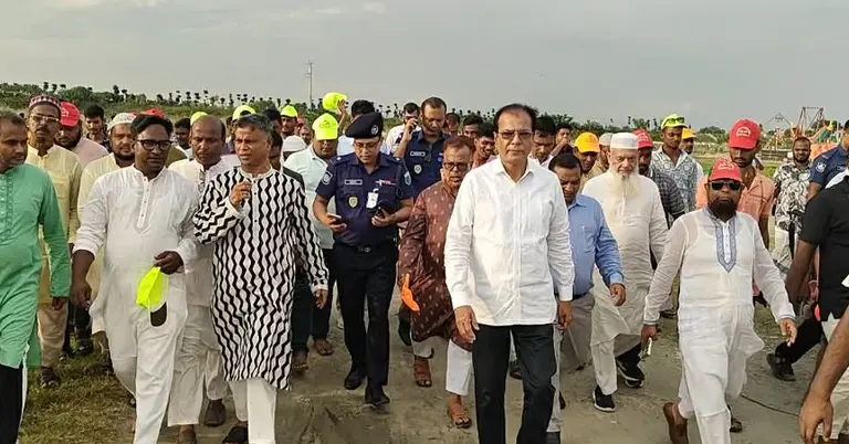 দুর্যোগ ব্যবস্থাপনা ও ত্রানমন্ত্রী আসাদুল হাবিব দুলু