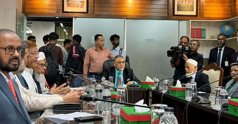 জামায়াতের সঙ্গে ইসির বৈঠক