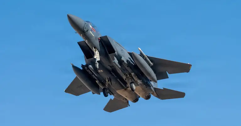 এফ-১৫ই যুদ্ধবিমান