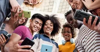 ফ্রান্সের জাতীয় পরিষদে সামাজিক মাধ্যম নিষিদ্ধের বিল পাস