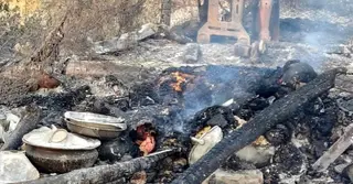 বাঁশখালী-সাতকানিয়া সীমান্তে আগুনে পুড়ে ভাই-বোনের মৃত্যু