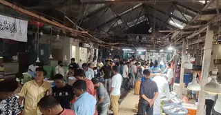 সরবরাহ বাড়লেও সাধারণের নাগালের বাইরে ইলিশ, কমেনি মাংসের দামও