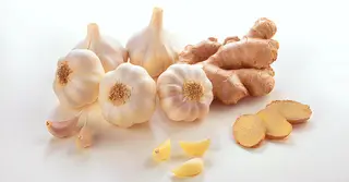 আদা-রসুনের অজানা রহস্য জানুন; রয়েছে যেসব স্বাস্থ্য উপকারিতা