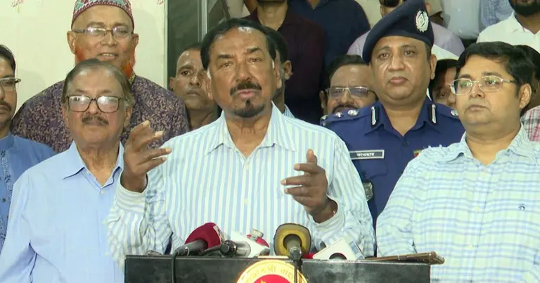 জাতীয় সংসদের স্পিকার মেজর হাফিজ উদ্দিন আহমেদ