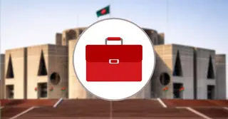 অর্থমন্ত্রী কেন ব্রিফকেস নিয়ে সংসদে আসেন, কী থাকে এই ব্যাগে?