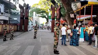 হরতাল-অবরোধে সীমান্তবর্তী পরিবহন শ্রমিকদের আয় কমেছে