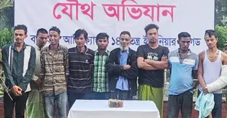 করাইল বস্তি এলাকায় যৌথবাহিনীর অভিযানে গ্রেপ্তার ৯