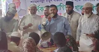 শ্যামলপল্লী বস্তিতে অগ্নিকাণ্ডে ক্ষতিগ্রস্তদের মাঝে জামায়াতের অর্থ বিতরণ