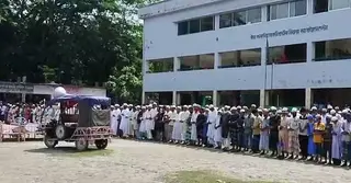 নারায়ণগঞ্জে অগ্নিদগ্ধে নিহত একই পরিবারের ৫ জনের পটুয়াখালীতে দাফন সম্পন্ন