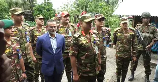 যশোরে আগুনে ক্ষতিগ্রস্ত ১৪ পরিবারকে সেনাবাহিনীর পুনর্বাসন