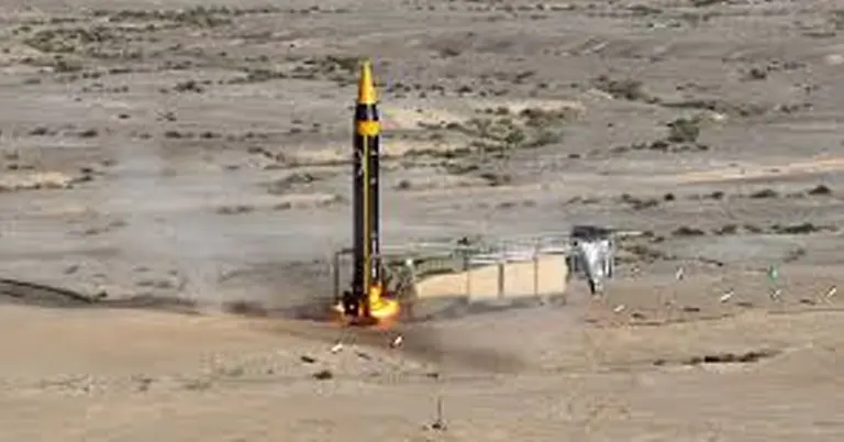 ব্যালিস্টিক ক্ষেপণাস্ত্র খোররামশাহর-৪ (বা খাইবার)