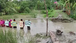 পানি যখন দুর্ভোগের কারণ!