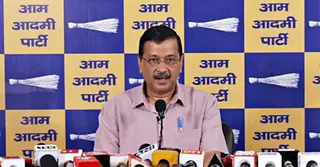 ই-২০ পেট্রোল ইস্যুতে ফের উত্তপ্ত ভারত; আন্দোলনের ডাক কেজরিওয়ালের
