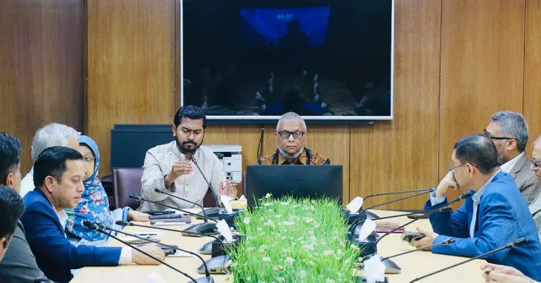 শ্রমিক-মালিক সম্পর্কোন্নয়নে জোর দিতে হবে: শ্রমমন্ত্রী