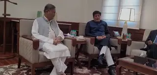 ভারত থেকে পেঁয়াজ-চিনি আনতে আলোচনা