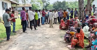 মৌলভীবাজারে চা শ্রমিকদের মজুরী-রেশন বন্ধে আন্দোলন