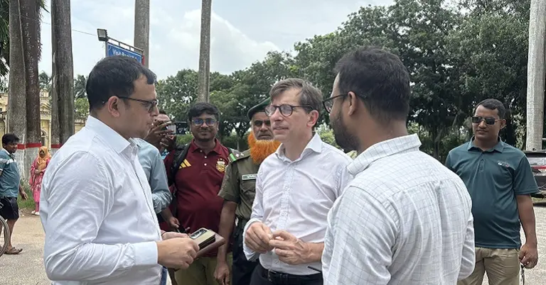নাটোরে ফ্রান্সের রাষ্ট্রদূত