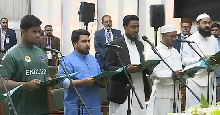 এনসিপির সংসদ সদস্যরা শপথ নিচ্ছেন