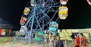 গাজীপুরে মেলায় নাগরদোলা ভেঙে দর্শনার্থী আহত