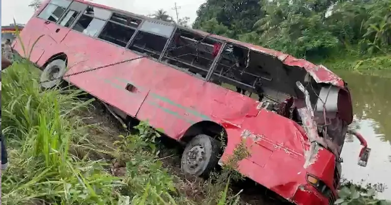 নাটোরে সড়ক দুর্ঘটনা