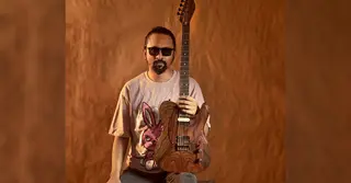 যুক্তরাজ্যের ‘অ্যালান এন্টউইসল’ এনডোর্সমেন্ট পেলেন বাংলাদেশি গিটারিস্ট নাভিদ