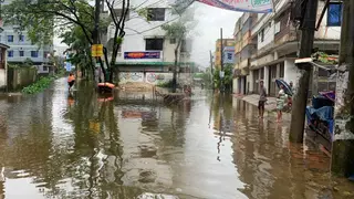 নোয়াখালীতে বন্যার পানির সঙ্গে বাড়ছে খাদ্য সংকট