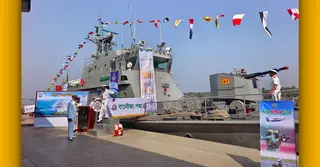 বিজয় দিবসে খুলনায় নৌবাহিনীর যুদ্ধজাহাজ প্রদর্শনী