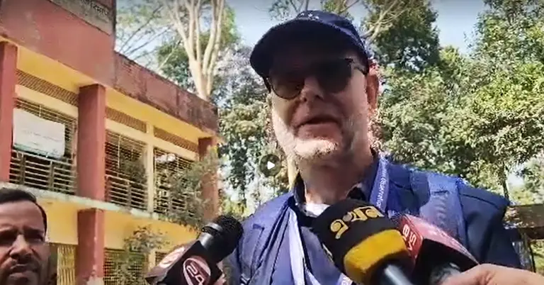 ইইউ পর্যবেক্ষক পিটার