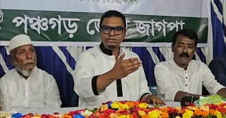 নির্বাচনের প্রস্তাবিত তারিখ দেশের বাইরে থেকে ঘোষণা সরকারকে বিতর্কিত করেছে: রাশেদ প্রধান