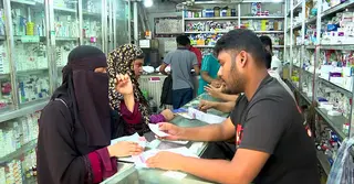 ওষুধ রপ্তানিতে সাফল্য: নতুন ওষুধের মূল্য অনুমোদনে আইনি জটিলতা