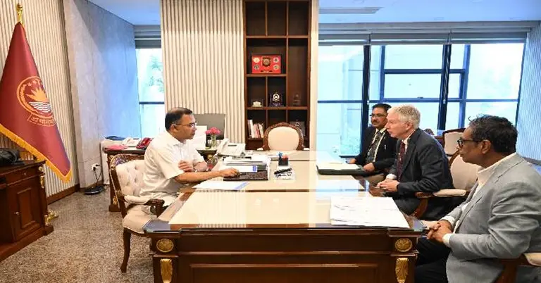 সচিবালয়ের মন্ত্রিপরিষদ বিভাগে এ সাক্ষাৎ